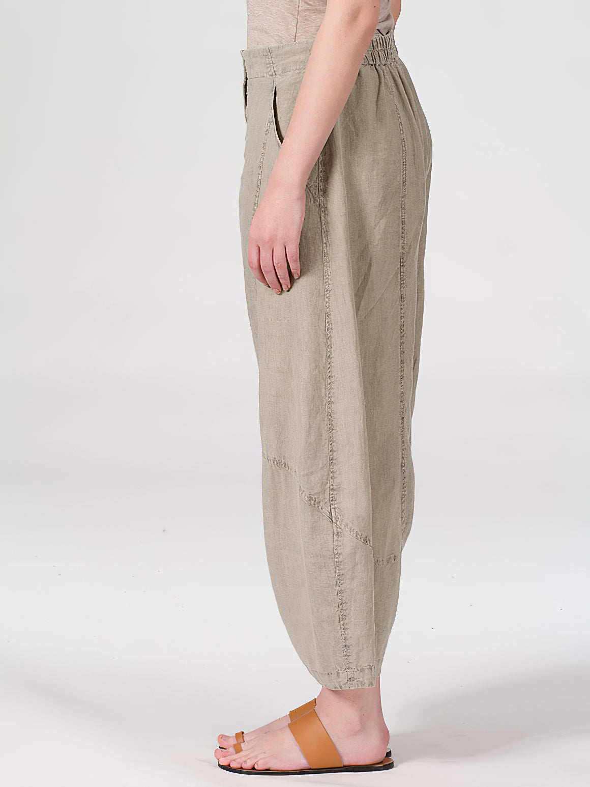 Solid Rounded Wide Leg Trousers